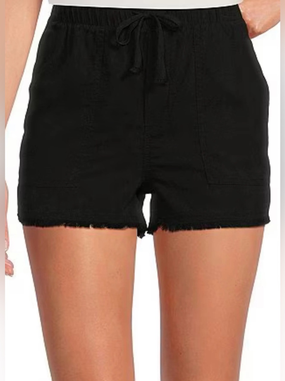 Cloth & Stone Frayed Hem Shorts